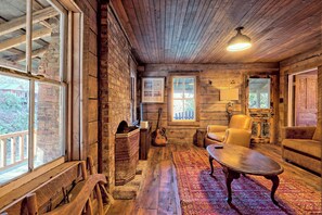 TV connectée, cheminée