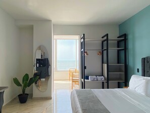 Apartment (209) | Individually decorated, iron/ironing board, free WiFi - Muralla by Wynwood House (Cartagena)