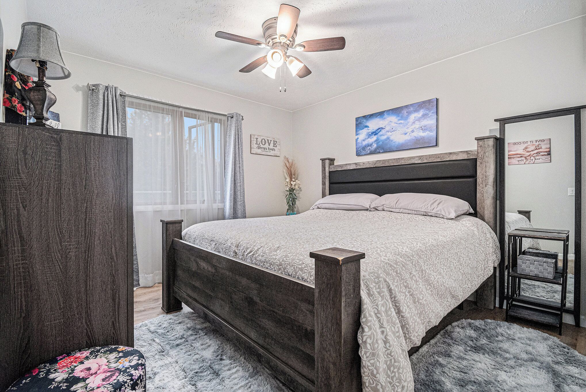 2 bedrooms, WiFi, bed sheets