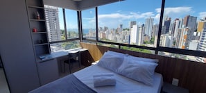 Basic Apartment | Free WiFi, bed sheets