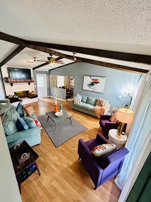 Smart TV, fireplace, computer monitors