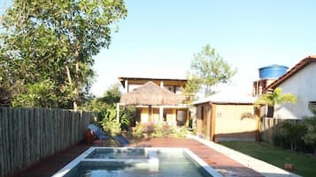Piscina externa