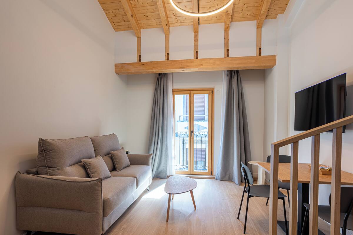 Deluxe Duplex | Living area