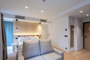 Standard Studio, City View | Peti besi dalam bilik, langsir/tirai gelap terus, kalis bunyi 