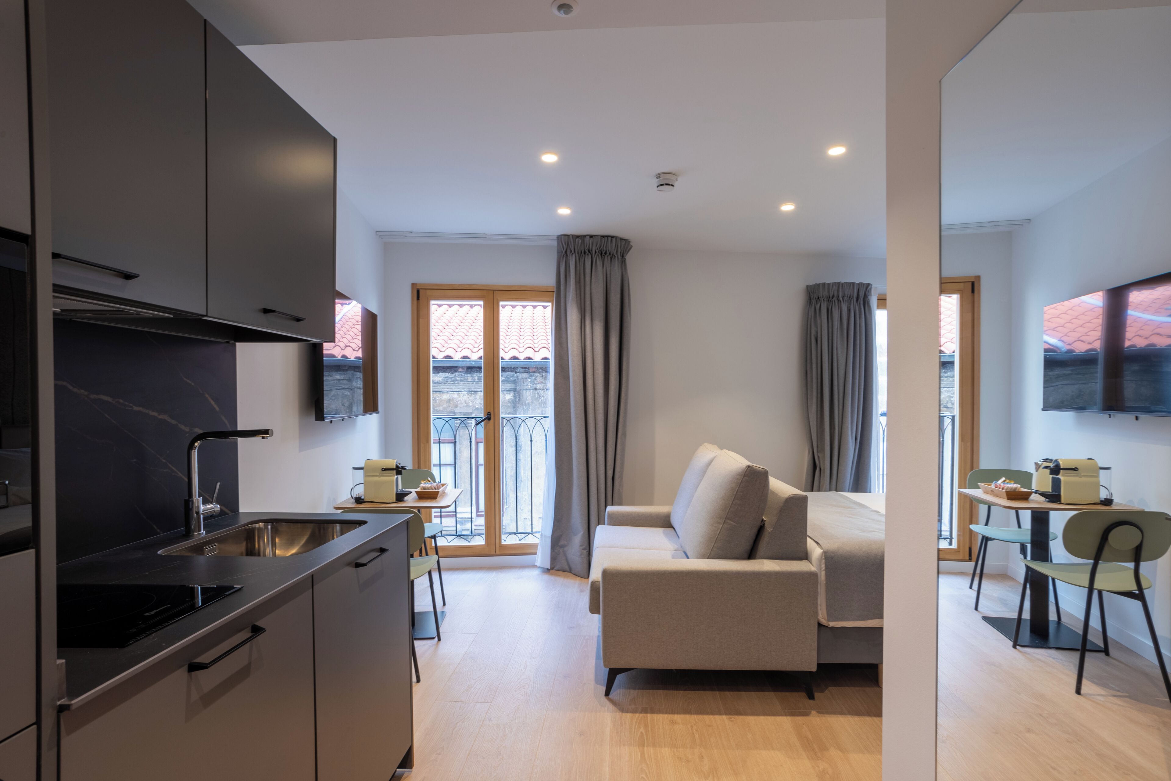 Standard Studio, City View | In-room safe, blackout drapes, soundproofing, iron/ironing board