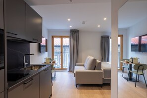 Standard Studio, City View | In-room safe, blackout drapes, soundproofing, iron/ironing board - Be10 Suites (Bermeo)