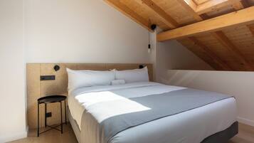 Dúplex Deluxe | Caja fuerte, cortinas opacas, sistema de insonorización