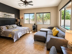4 slaapkamers, een strijkplank/strijkijzer, wifi, beddengoed