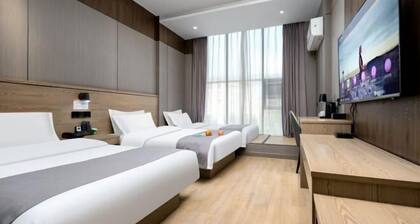 Weihui Xiangbala Hot Spring Business Hoteal