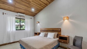 Nhà, quang cảnh vườn