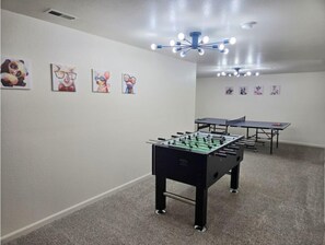 Game room - The Gathering Place: Quiet neighborhood, 5+ Bed/3 Bath home accommodates 12. (Canon City)