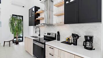 Maison, vue jardin | Piscine privée