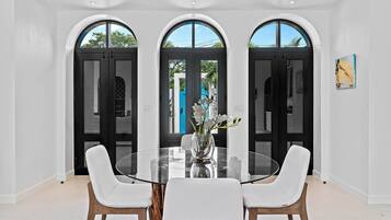 House, Garden View | Dining room