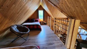 2 bedrooms, in-room safe, free WiFi, bed sheets