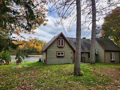 L'Apéro des Chutes - Waterfront, Relaxation & Spa