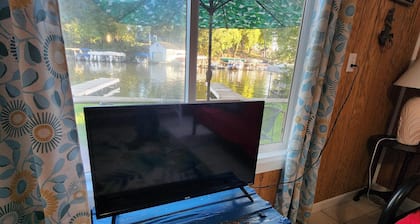 Lakeside Cottages - Cozy cottages nestled in a quiet cove right on Lake Shafer! Located at Paradise Resort, just 4.5 miles north of Outrigger Resort and Indiana Beach Amusement Park. These cottages feature 350 sq ft of space and sleep a max of four (