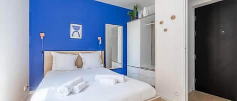 1 bedroom, iron/ironing board, travel crib, WiFi