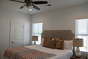 3 bedrooms, free WiFi, bed sheets