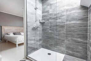 Shower, hair dryer, towels, soap - Charming Arcachonnaise beach and Bassin view (Arcachon)