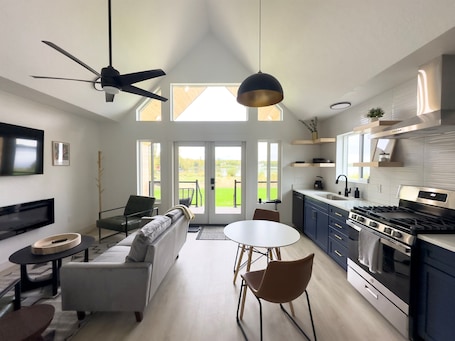Innvendig. Lakefront Cottage with Sauna- #1 Arctic Grayling