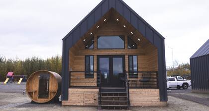 Lakefront Cottage with Sauna- #1 Arctic Grayling