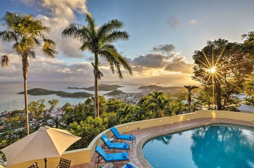 Classic West Indies Retreat with Timeless Soul