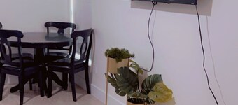 Studio at Boat club dr, close to a Golf Club a lake in a serene neighborhood.