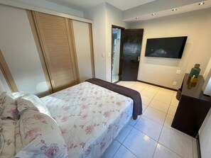 3 chambres, fer et planche Ă repasser, Wi-Fi, draps fournis