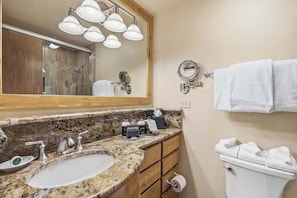 Hair dryer, towels