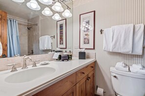 Hair dryer, towels