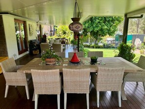 Outdoor dining