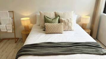 3 habitaciones, tabla de planchar con plancha, cuna de viaje y wifi