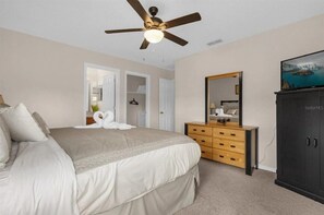 7 chambres, fer et planche à repasser, Wi-Fi gratuit, draps fournis