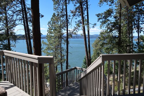 Kokanee Bay Beach House Lake Coeur d'Alene!