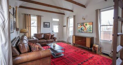 Charming 2-bedroom cottage with WiFi, AC, in the heart of German Village