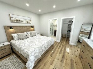 3 soverom, strykejern/-brett, reiseseng for barn og wi-fi (inkludert)