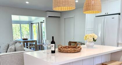 Sunset Cottage with Dockage!