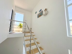 Exterior - Cape Coral 1 (Cabrera)