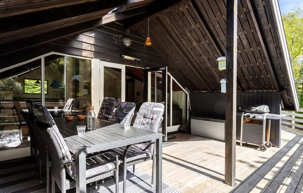 Outdoor dining - Pet friendly home in Vesløs with WiFi (Vesløs)