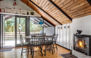 Dining - Pet friendly home in Vesløs with WiFi (Vesløs)