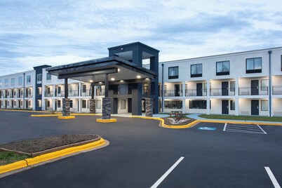University Inn and Suites' 