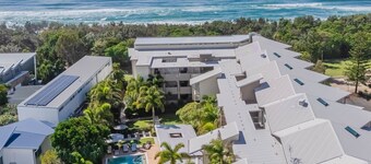 Parkside Palm Escape – 2BR Bali Resort in Kingscliff (1216)