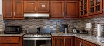 Apartment in Piantini Sleeps 12