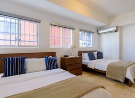 Standard Apartment, 3 Bedrooms, City View | Premium bedding, memory foam beds, in-room safe, individually furnished