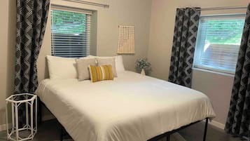 3 quartos, berço de viagem, Wi-Fi, roupa de cama