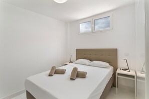 1 室のベッドルーム、アイロン / アイロン台、WiFi (無料)、ベッドシーツ