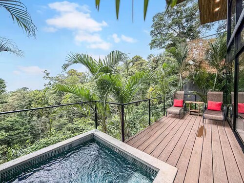 Estrellas #3 - Charming Cabin in Puerto Viejo with WiFi, Pool, AC & Ocean View!