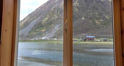 River or Beach, you choose! Next to the river and a short walk to the beach!