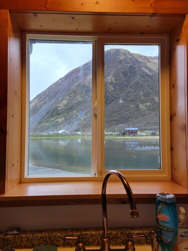 River or Beach, you choose! Next to the river and a short walk to the beach!