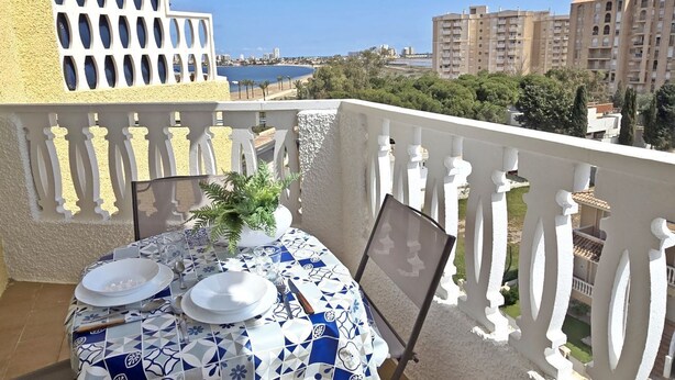 Outdoor dining - APTO JULIETTA BEACH LOVE (PLAYA HONDA)